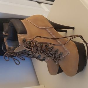 Pleaser Delight 600TL platform shoe/boot